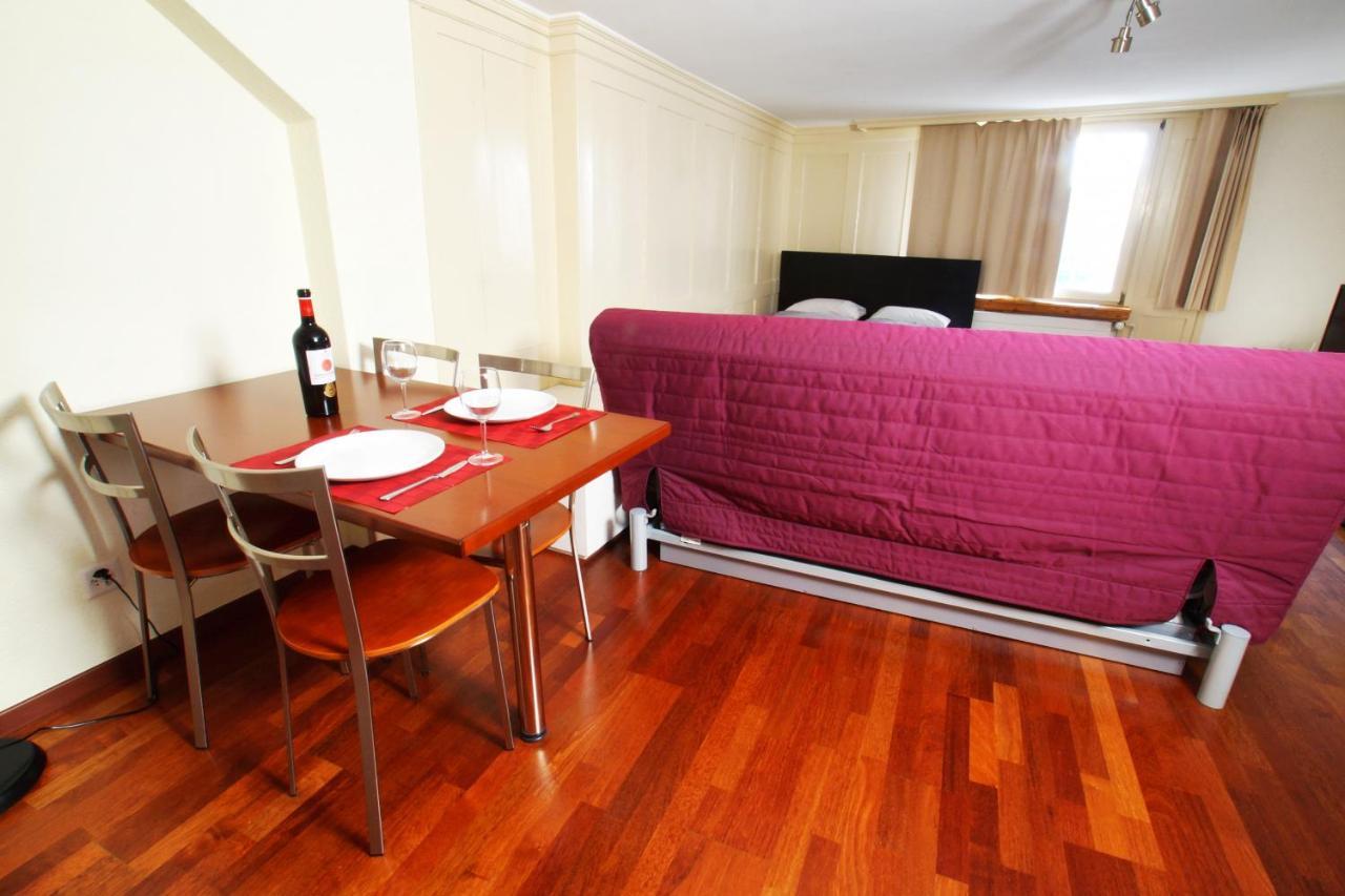 Hitrental Niederdorf - Apartments Цюрих Экстерьер фото