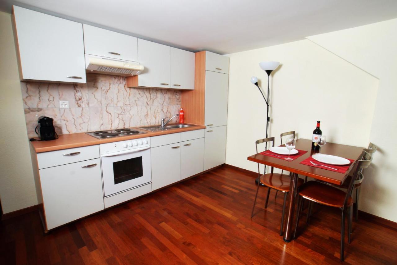 Hitrental Niederdorf - Apartments Цюрих Экстерьер фото