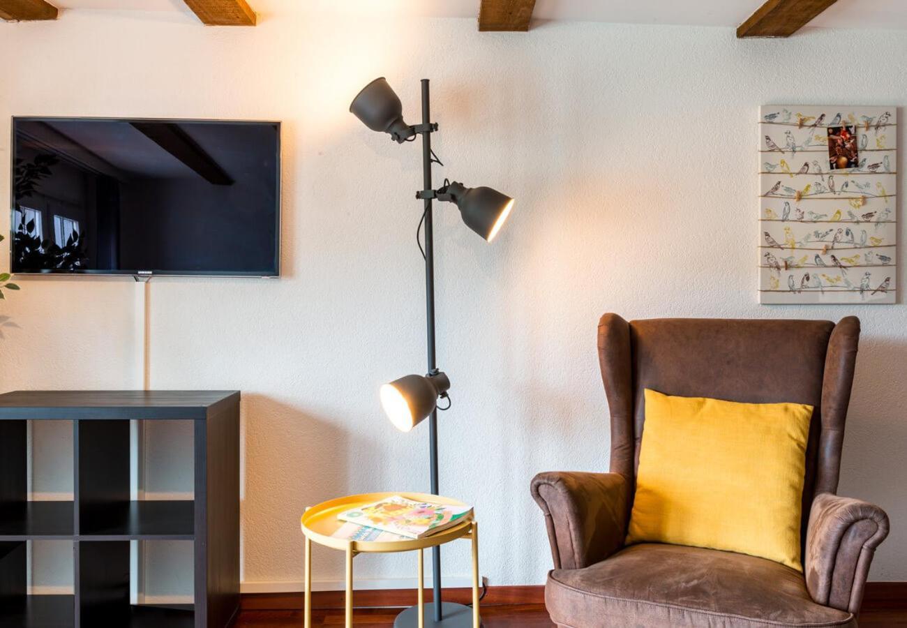 Hitrental Niederdorf - Apartments Цюрих Экстерьер фото