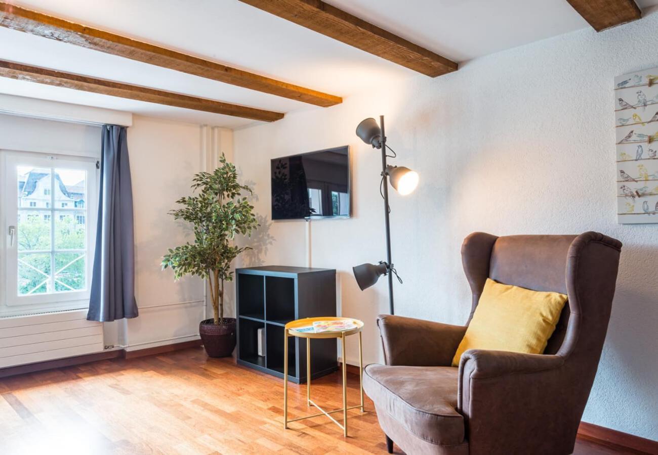 Hitrental Niederdorf - Apartments Цюрих Экстерьер фото