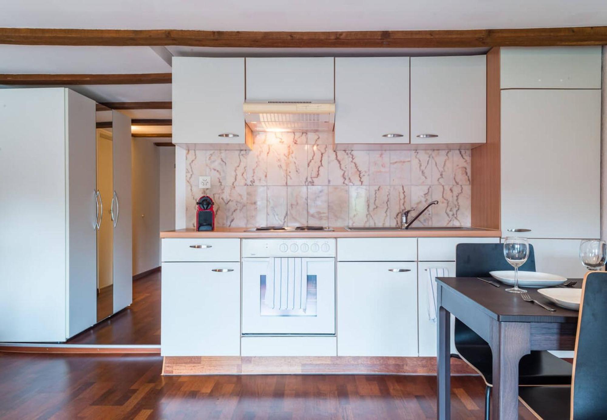 Hitrental Niederdorf - Apartments Цюрих Экстерьер фото