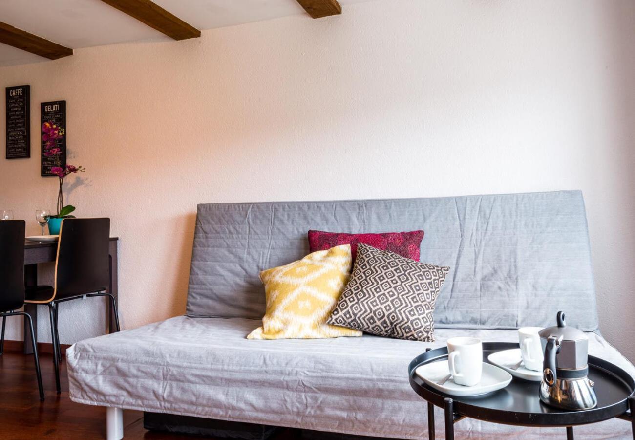 Hitrental Niederdorf - Apartments Цюрих Экстерьер фото