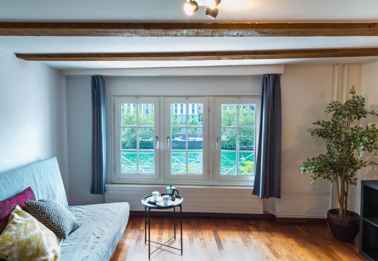 Hitrental Niederdorf - Apartments Цюрих Экстерьер фото