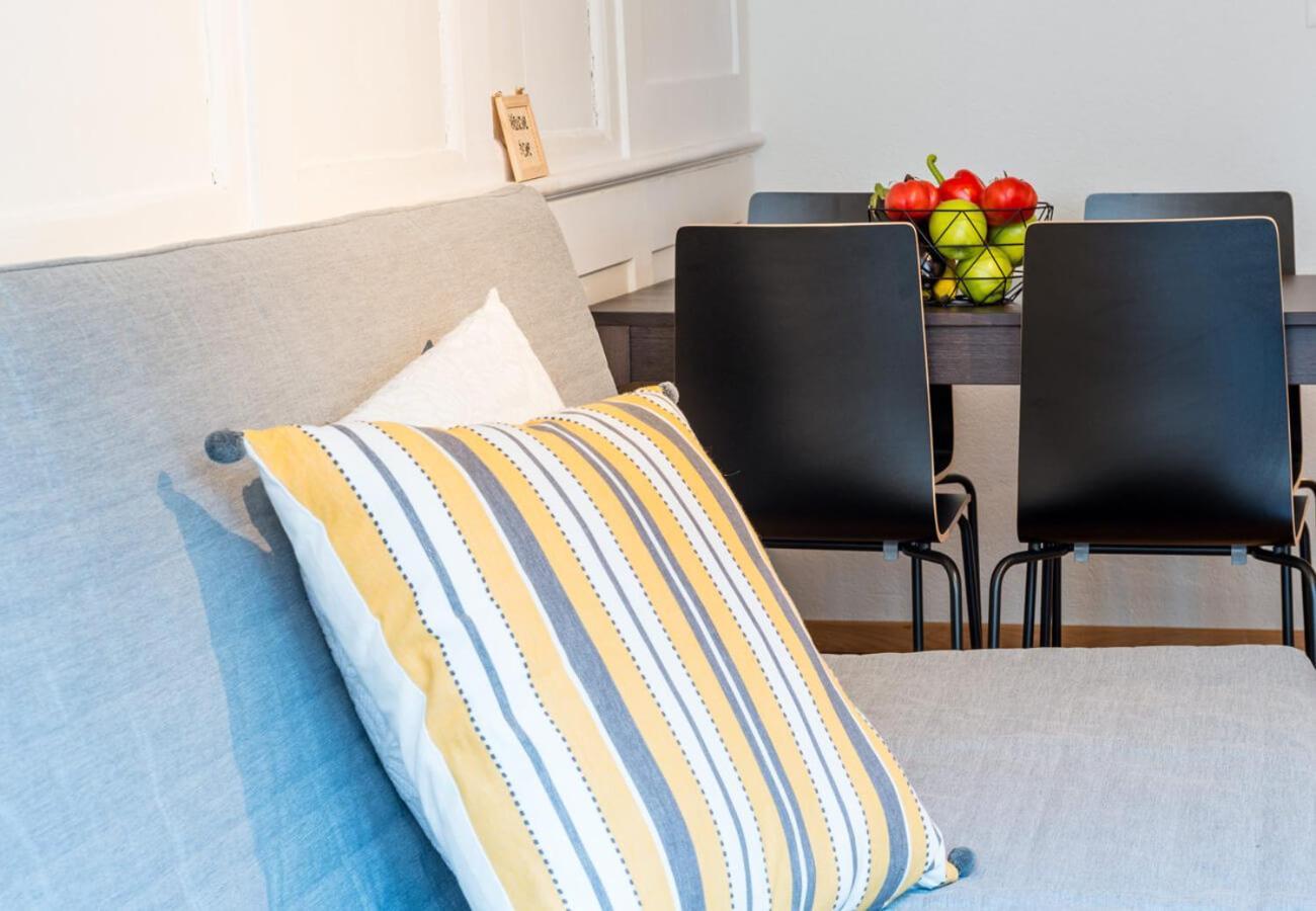 Hitrental Niederdorf - Apartments Цюрих Экстерьер фото
