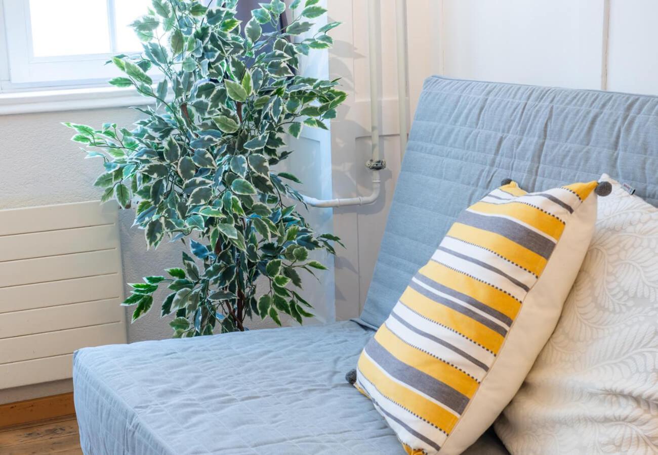 Hitrental Niederdorf - Apartments Цюрих Экстерьер фото