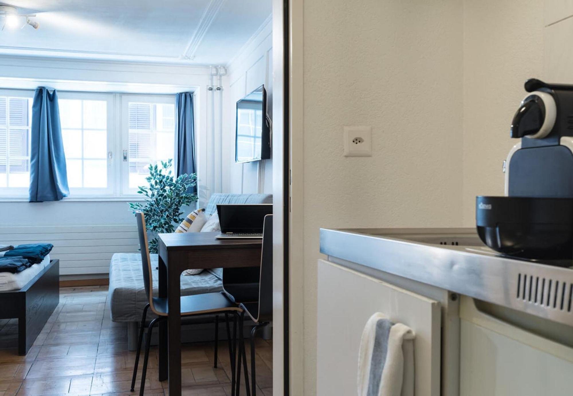 Hitrental Niederdorf - Apartments Цюрих Экстерьер фото