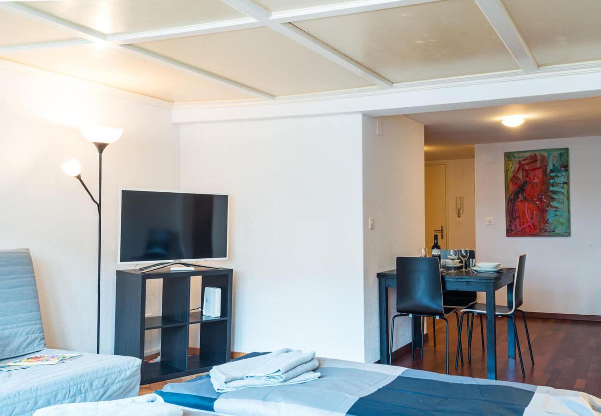 Hitrental Niederdorf - Apartments Цюрих Экстерьер фото