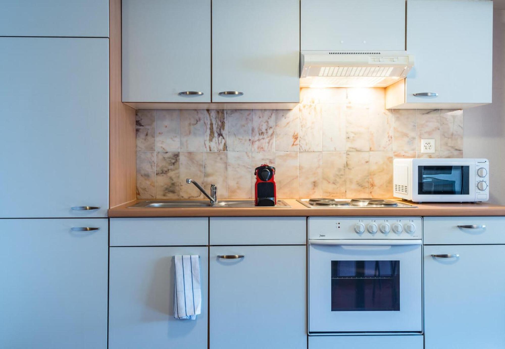 Hitrental Niederdorf - Apartments Цюрих Экстерьер фото