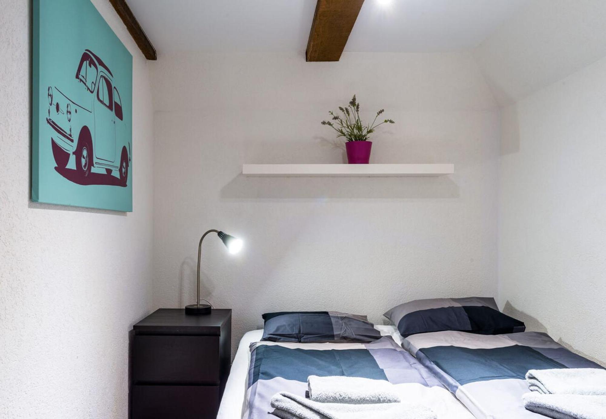 Hitrental Niederdorf - Apartments Цюрих Экстерьер фото