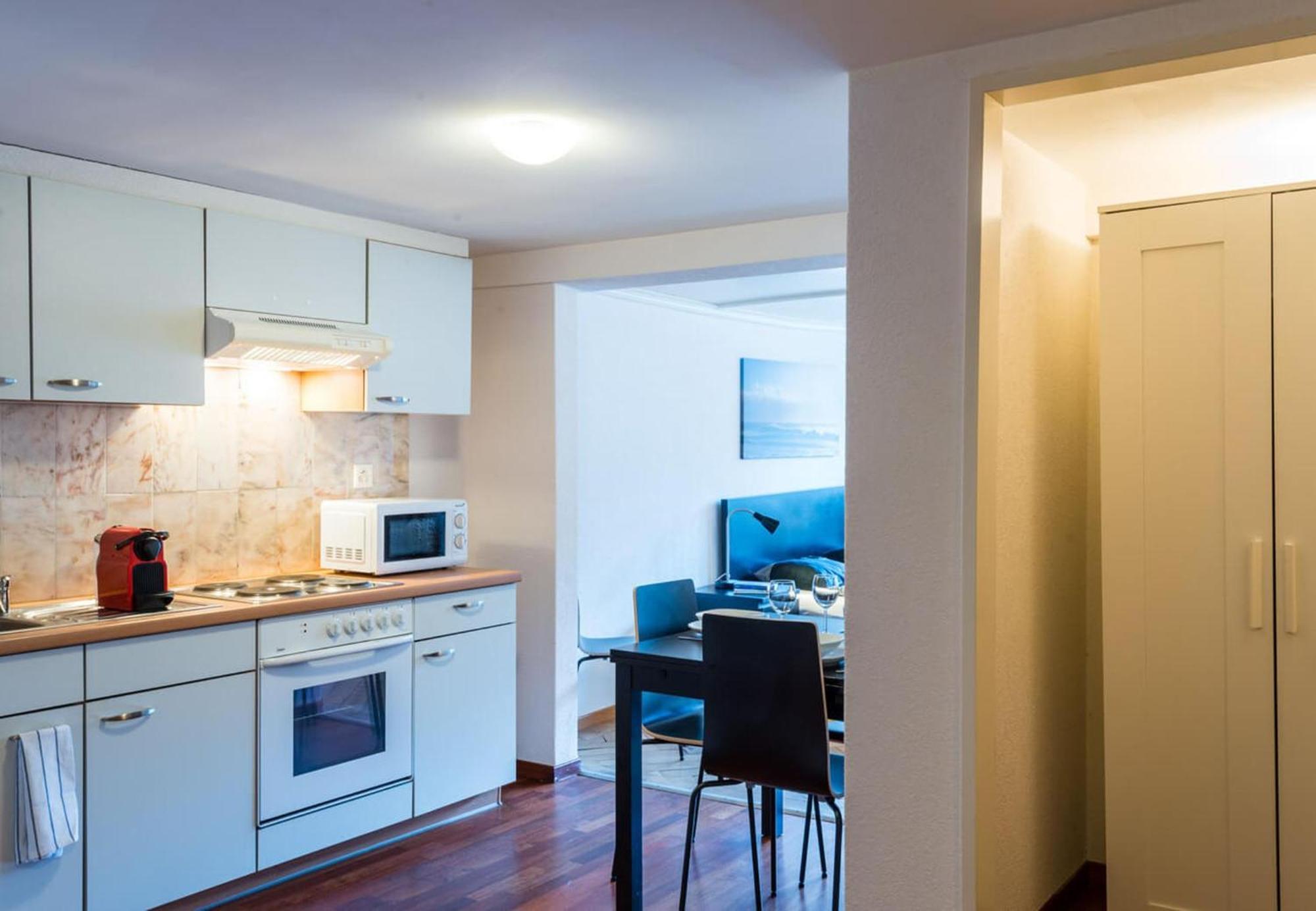 Hitrental Niederdorf - Apartments Цюрих Экстерьер фото