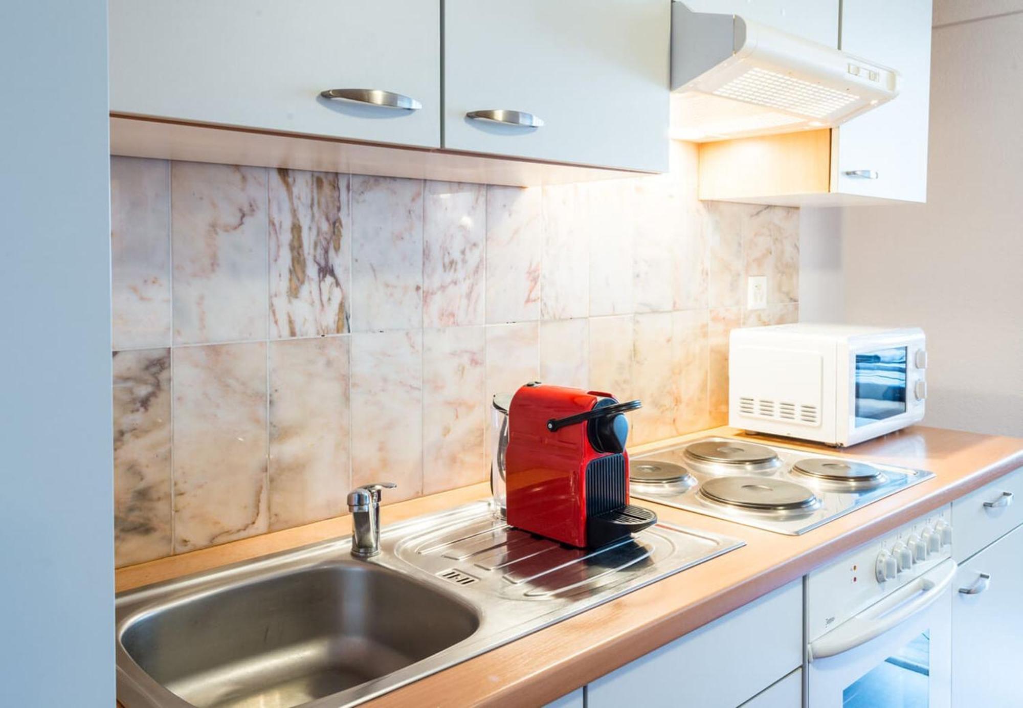 Hitrental Niederdorf - Apartments Цюрих Экстерьер фото